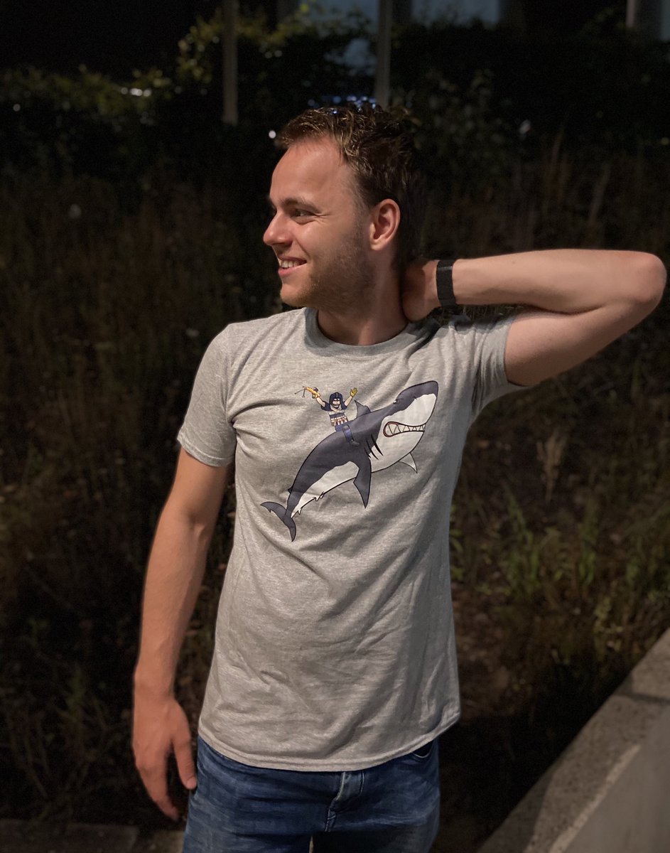 VievNL's tweet photo. Managed to snap a pic of @jmschroder wearing his ⁦@DANNYonPC⁩ merch #noeffort #NoAd #ronku #brother https://t.co/LyHGIzURXK