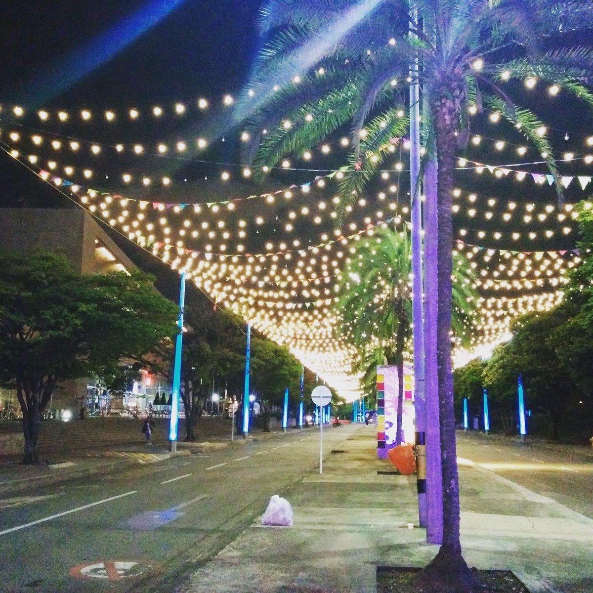 JackWNiland's tweet photo. New from Niland! Introducing our all new Translucent Fiberglass reinforced pole products, available in multiple colors and full length LED illumination! #fiberglasspoles #streetlights #nilandco #nilandled #LED https://t.co/803rKIZQLC