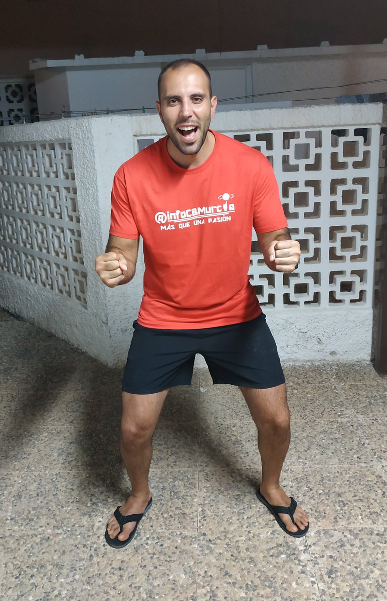 Ya con todo preparado para animar en esta ilusionante temporada al <a href="/UCAMMurcia/">UCAM Murcia</a> 💪💪🏀con la camiseta del momento de <a href="/infoCBMurcia/">infoCBMurcia</a> #MásQueUnaPasión