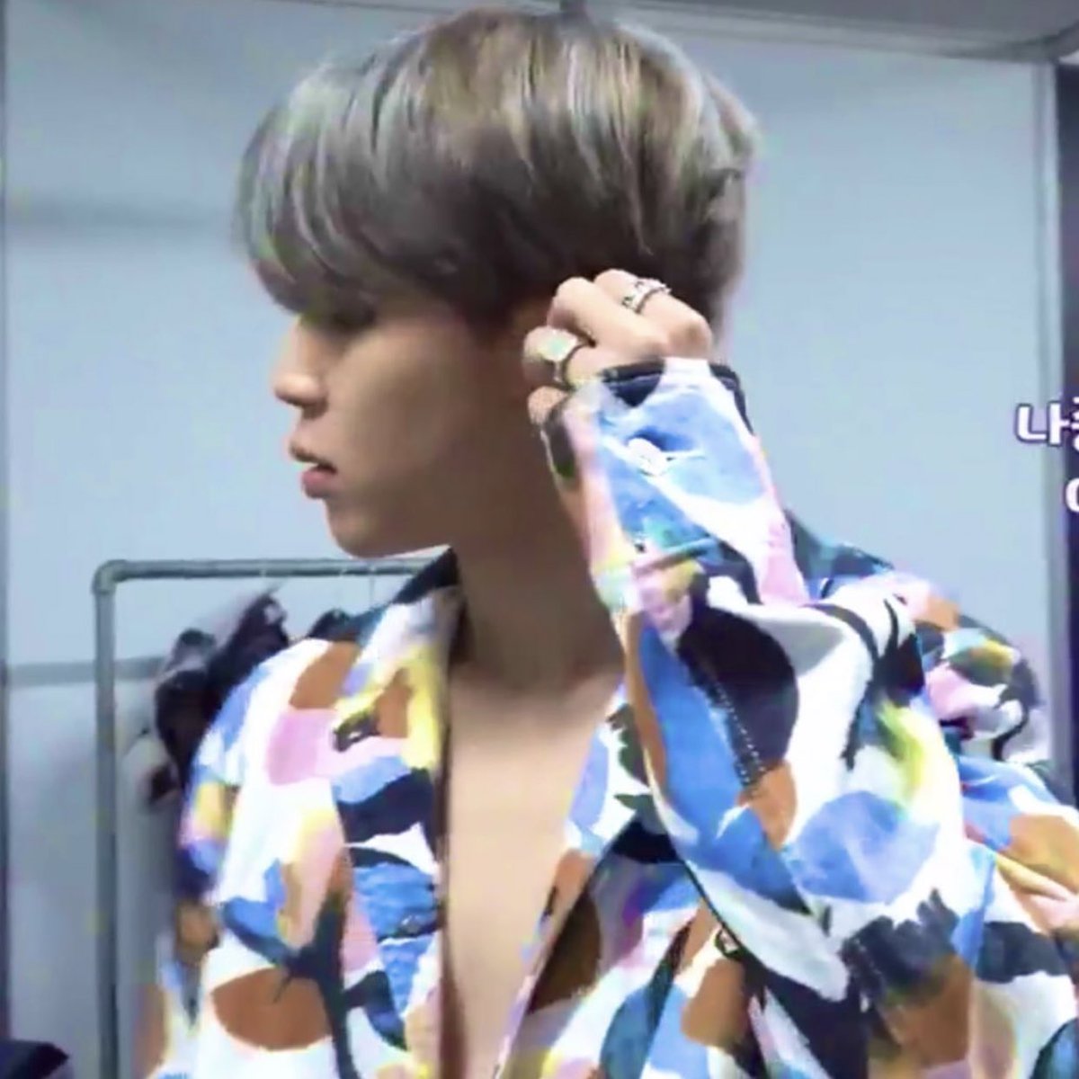 jimin’s exposed chest ; a thread