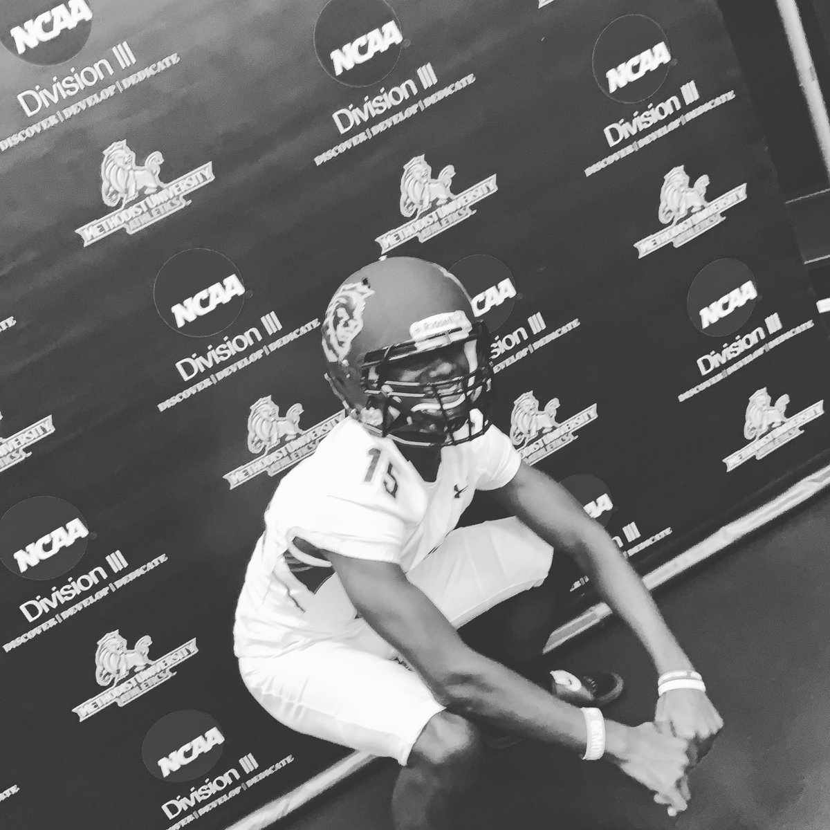 MorrisonJarod's tweet photo. Had great experience at Methodist university 💪🏽@CoachDwill9 @MethodistU # go Monarch https://t.co/trN5BRgWO7