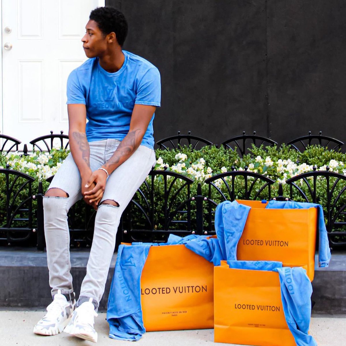 🏁 LOOTED VUITTON DON 🏁 tweet media