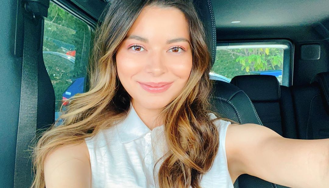 CosgroversMex's tweet photo. Nuevas fotos de Miranda.😍
#MirandaCosgrove #Cosgrovers https://t.co/r7agsXWoyG