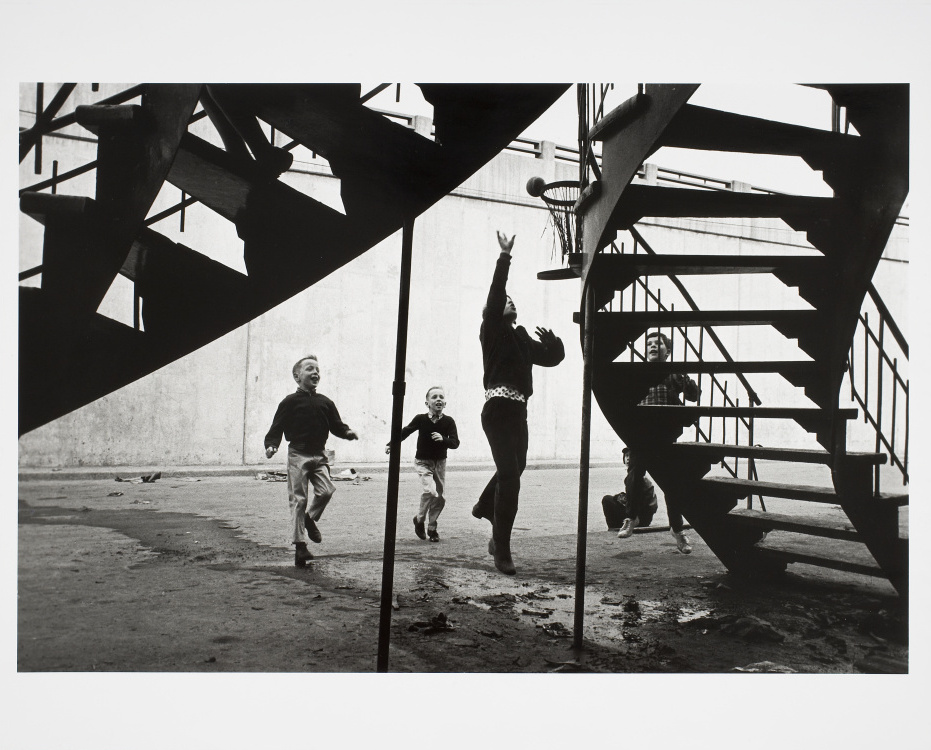It’s been a long week. We’ve been thinking about the value of PLAY, and today, this image of simple joy and camaraderie feels good.
Gabor Szilasi, Point-Saint-Charles, 1967, Silver Gelatin Print, Collection of Glenbow
