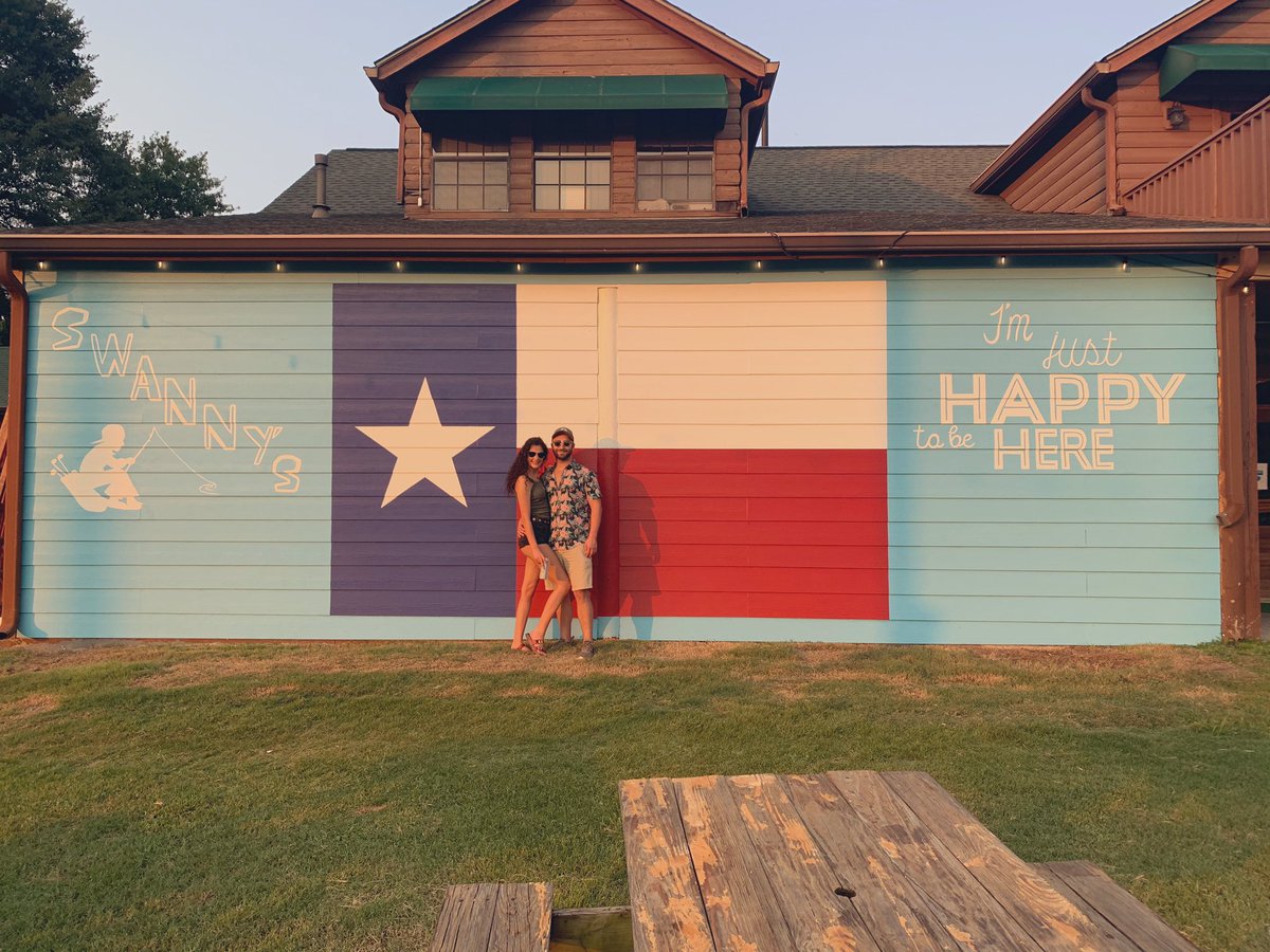 stevezdead's tweet photo. Texas sunsets with the best #swannysgrill #sunsetdeck #imjusthappytobehere https://t.co/7l3uUpnmwQ