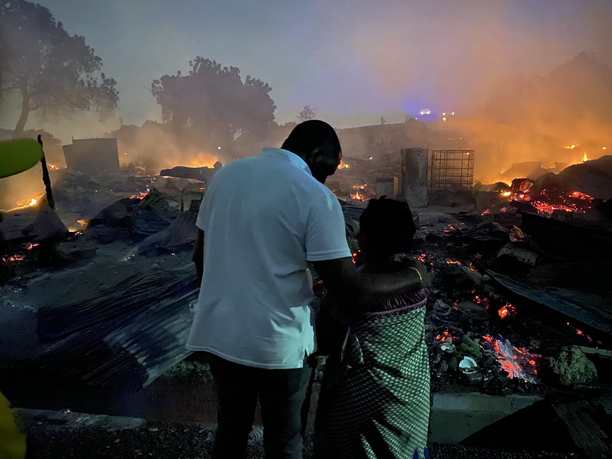 johndumelo's tweet photo. Please say a prayer for Shiahie fire victims 🙏🏿 https://t.co/3aFTMXEjUt