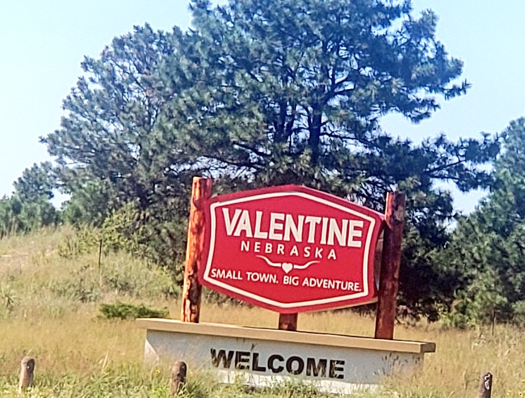 HeatherAnnGill's tweet photo. The HEART of Nebraska!   Positive Descriptive Feedback and consistent expectations... happening here!  Headstart and Valentine Public School District collaborating to provide the best for kids! #PYRAMIDMODEL #PBIS #allaboutthatbased #beingbeforedoing https://t.co/ONx4qQwhAt