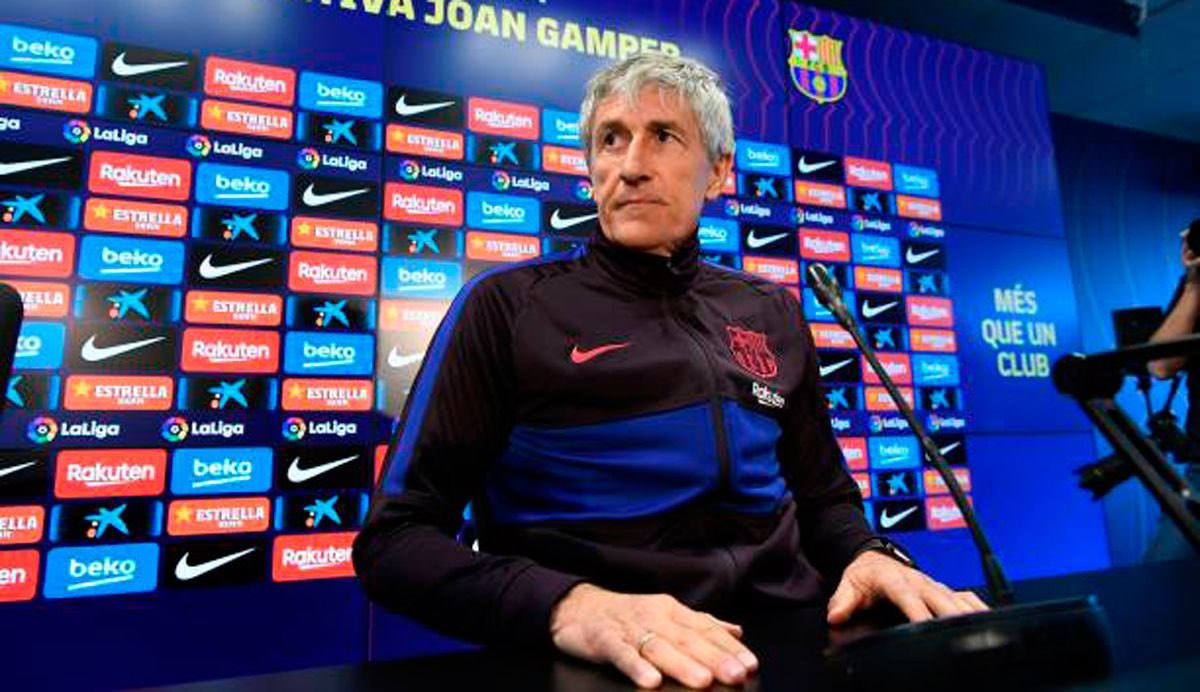TransferNews's tweet photo. BREAKING: Setién has been sacked by FC Barcelona after the 8-2 defeat to Bayern Munich. https://t.co/9atdLxmr7I