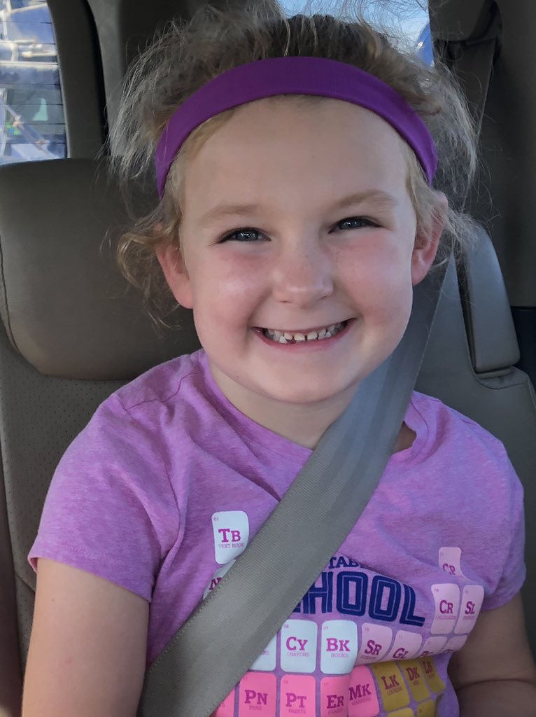 PWE_AmberMoore's tweet photo. ���🏼❤️📚”Mama, why is school done so quick? It goes by so quick.” Me: “Because time flies when you are having fun!” Followed up with a big smile and then out like a light! 💤 #KindergartenRocks https://t.co/5KQmkqZdwH
