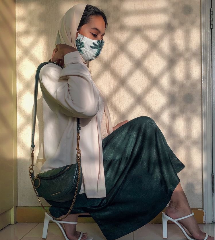 An outfit thread for hijabis on the tl, please pick your favorite looks and retweet  Ps you don’t have to be hijabi to answerMask on?