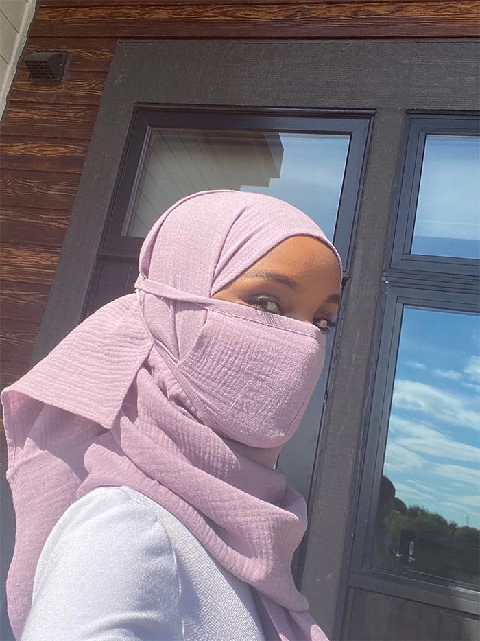 An outfit thread for hijabis on the tl, please pick your favorite looks and retweet  Ps you don’t have to be hijabi to answerMask on?