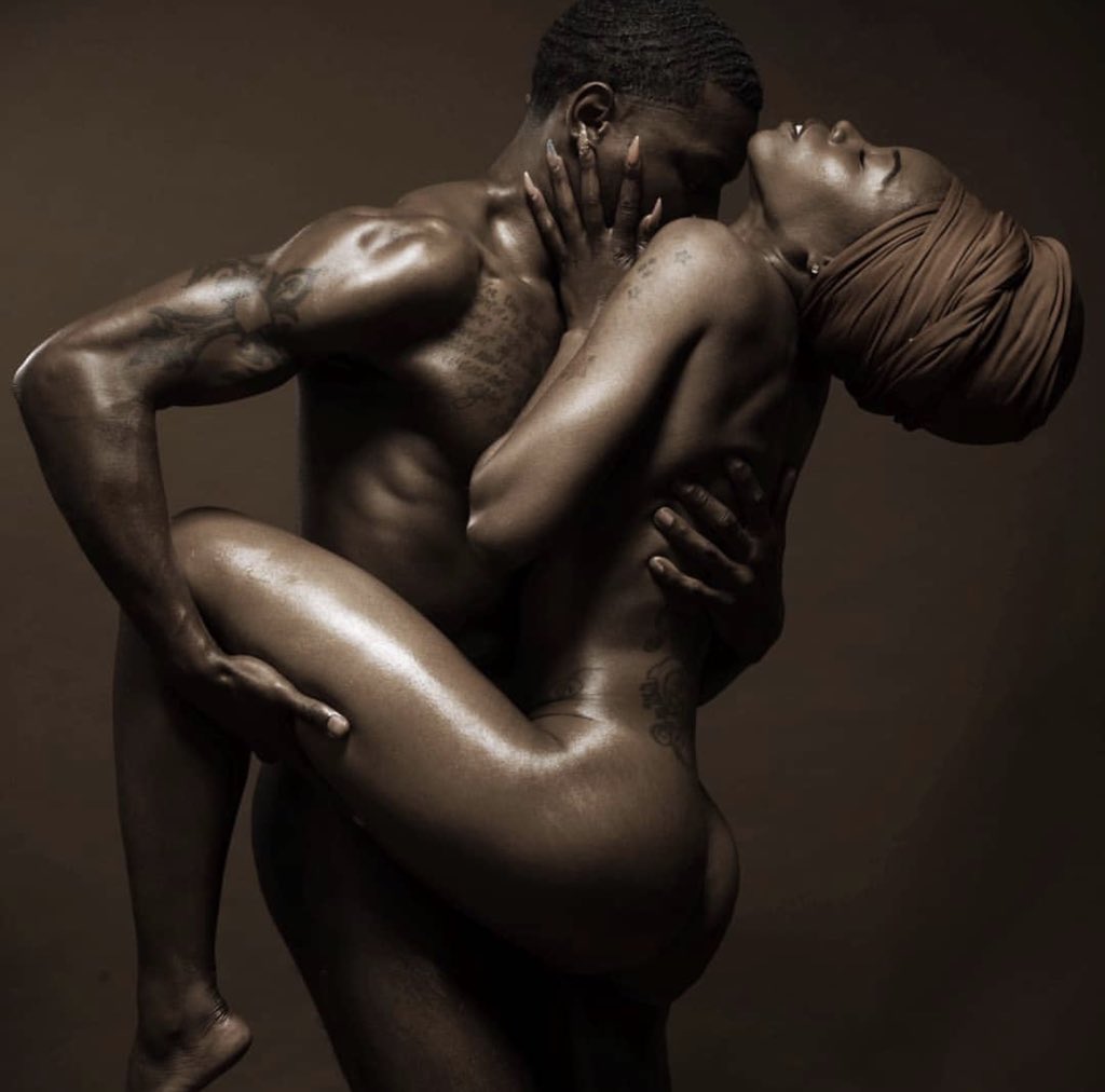 plusph008's tweet image. I'm just like POISON 
Moving slowly in your system and breaking all of your defenses in time.

How could something so deadly feels so right

I'm your affliction, also your addiction...I can't lie

Kiss me one more time before your die.