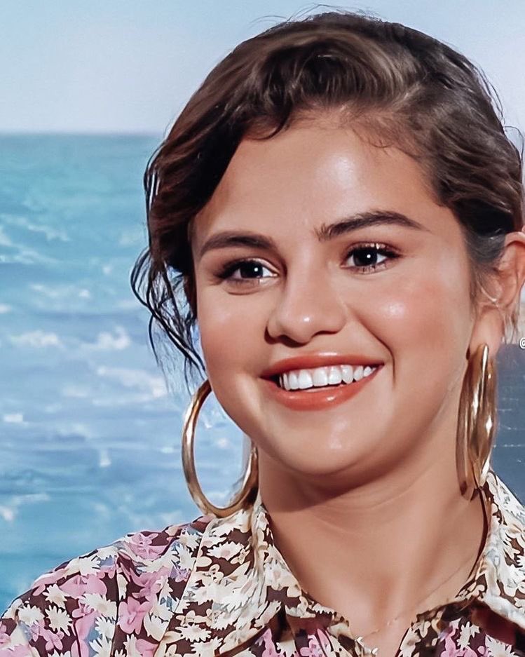 UpdatesSMG's tweet image. STREAM IT AIN'T ME