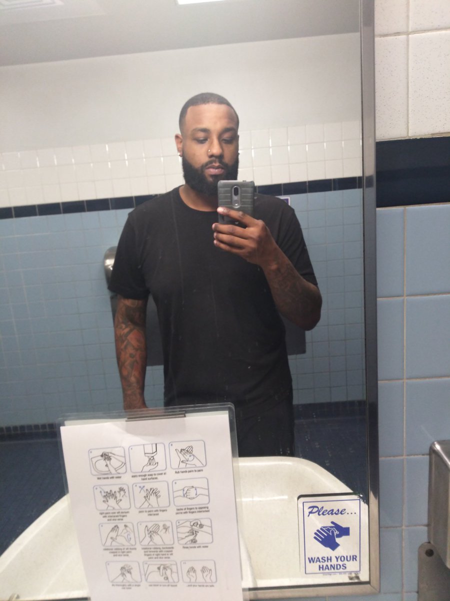 xratedking88's tweet photo. https://t.co/xetn4xOBsQ