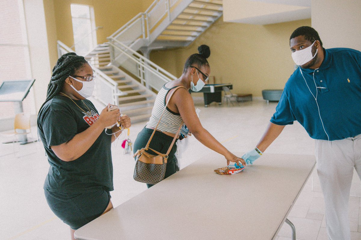 Student Activities Committee tweet media