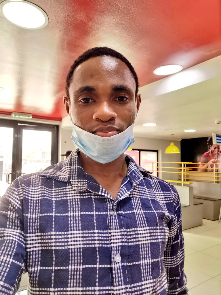 Emolad_'s tweet photo. Peoplle say... "we love weekends" "TGIF" "weekends is bae" yenyenyen... But as a RF Engineer. I ain't know what is called weekend. Everyday is same day. #dtengineer #dte #telecomsengineering. https://t.co/4BYves7ozC