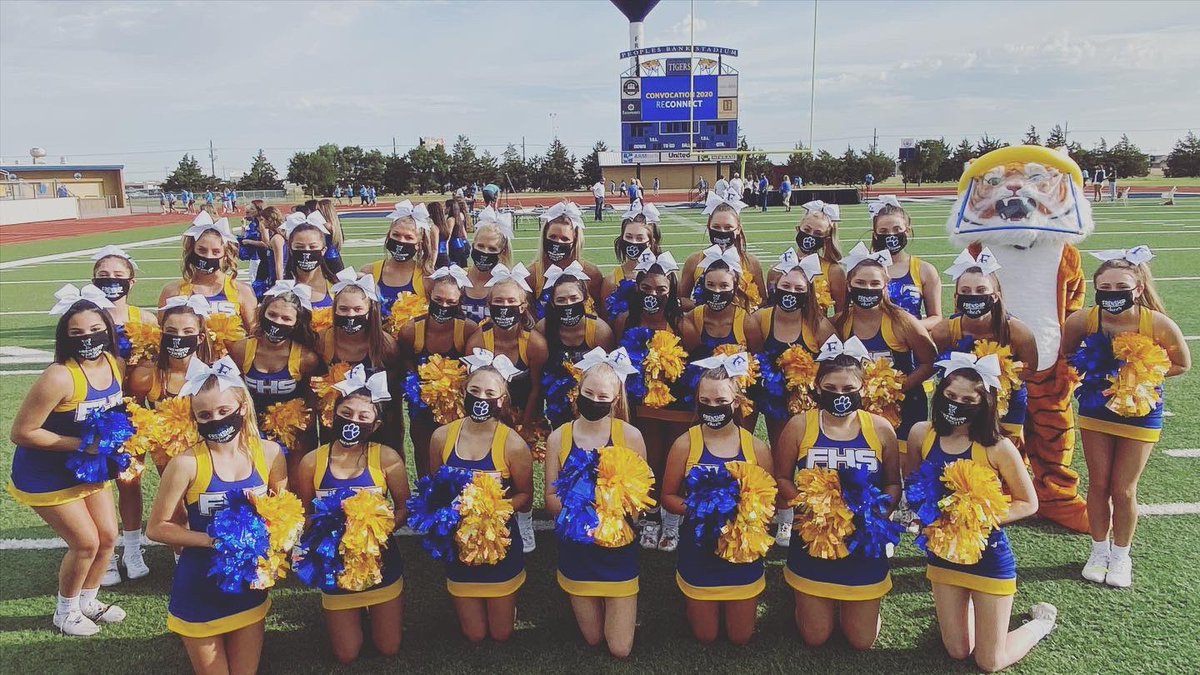 FrenshipHSCheer's tweet photo. We LOVED being back home at People’s Bank Stadium!!! #FrenshipStrong #ItsAGreatDayToBeATiger https://t.co/vbmLEeni6A