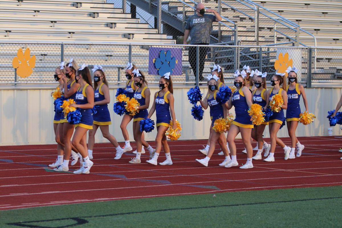 FrenshipHSCheer's tweet photo. We LOVED being back home at People’s Bank Stadium!!! #FrenshipStrong #ItsAGreatDayToBeATiger https://t.co/vbmLEeni6A