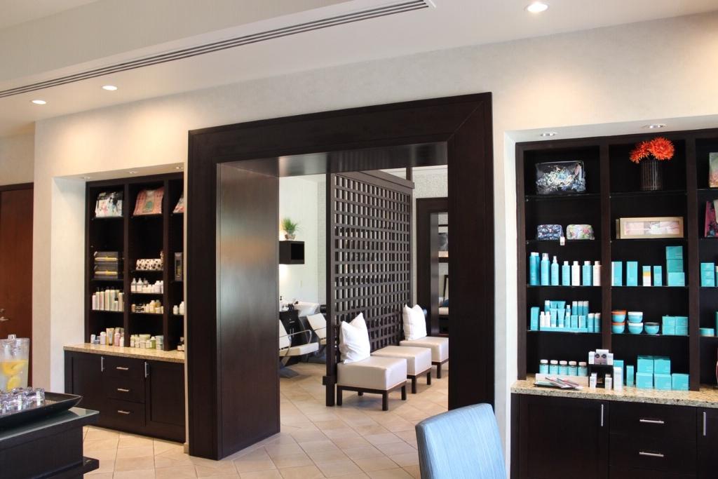 SpaAvania's tweet photo. Share your #1 beauty tip! Join in on Wellness Month and take the pledge! Follow @wellness_month for their 31-day challenge calendar. Never too late to start. ✨ 

#wellnessmonth #ichoosewellness #welfie #spaavania #hyattregencyscottsdale https://t.co/dCKVXug8n2