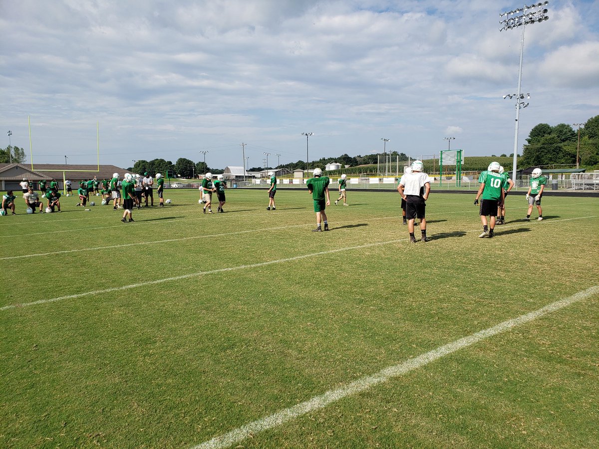 A rare Friday walk through. Tomorrow we get to hit someone else! Come on out to Southridge HS tomorrow @ 10:00 to watch some Commodore football!