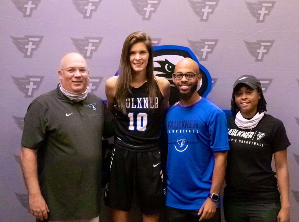 BabbKenzie's tweet photo. after a great visit @FaulknerWBB with @CoachSutt &amp; @CoachJHarrison1. i am extremely blessed to receive an offer to further my athletic and academic career. #GoEagles !! https://t.co/x2S7TTX4S2