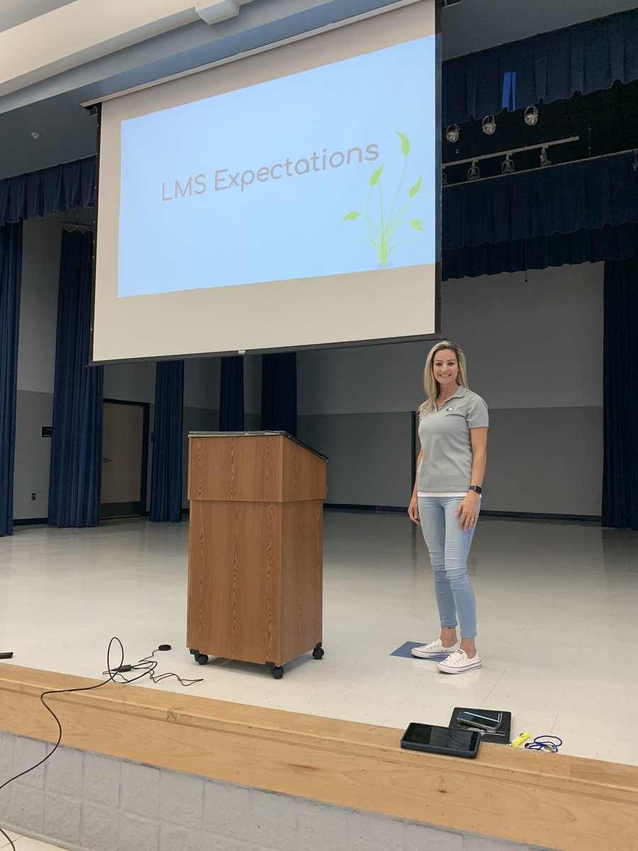 BTMSeagles's tweet photo. Informative and relevant professional learning happening this week at BTMS. The sessions were provided by a few of our amazing educators. Thank you, @NicoleDaigle15 @Erica_Scudder, @Ackermanc_RTG, @RachelBovino, @dashobe @HutsellTeach https://t.co/kdOHLlTDLR