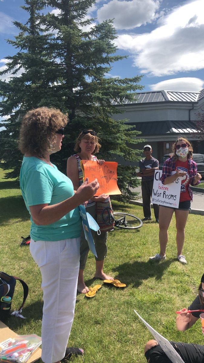 Chatted with protesters who shared their concerns about:-loosing their jobs as Educational Assistants-wanting the War room defunded-and wanting additional money put into safe education this fall-loosing their CPP #ableg  #SafeSeptemberAB 3/3