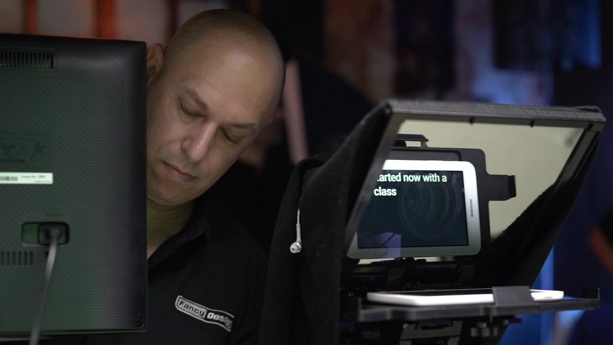 FancyDesignLLC's tweet image. No need to memorize your script! Using teleprompter during our filming for a "product promo video" made it easy for our cast to recite their production script. ⁠
#FDVideos #FDProduction #FDFilms #FDBts #FancyDesignllc #filmmaker #filmmaking #filmproduction #videography