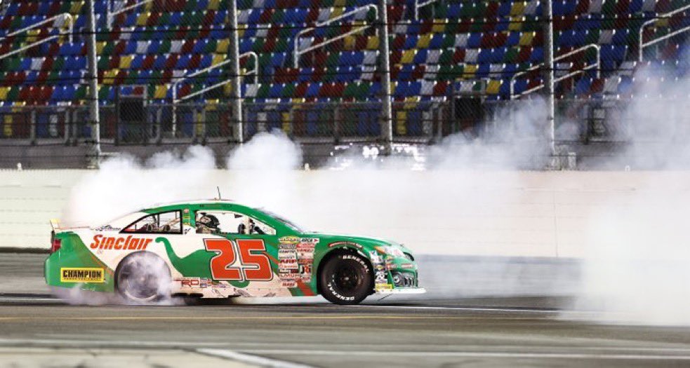 corridasaodia's tweet photo. Teve também prova da @ARCA_Racing em #Daytonaroadcourse com vitória de @michaelself #ArcaRacing @VenturiniMotor #Toyota @DISupdates https://t.co/RIucQWlg6g