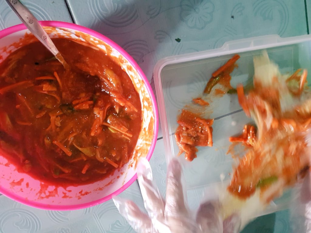 Sharing recipe with @eternalazizah 😍 yeayy!! First time making homemade kimchi 🥰💕 Thank you girl, it's so good!! 😚😘 #cookfia #homemadekimchi #koreanfood