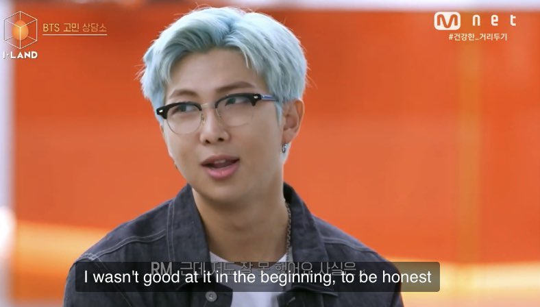 PurpleProject7's tweet image. The person who thought the brush for shave is a toothbrush also the same person who explained deeply about leadership 😂

#ILANDxBTS  #ILAND_EP7