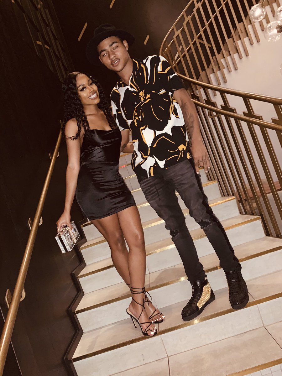 JizzyAllMoneyIn's tweet photo. And We Don’t Care What The Rumors Is , Fuck These Other Hoe Cause I Love My B**** 🤞🏾#️⃣MoreLife🥂 https://t.co/8fPh32P1ME