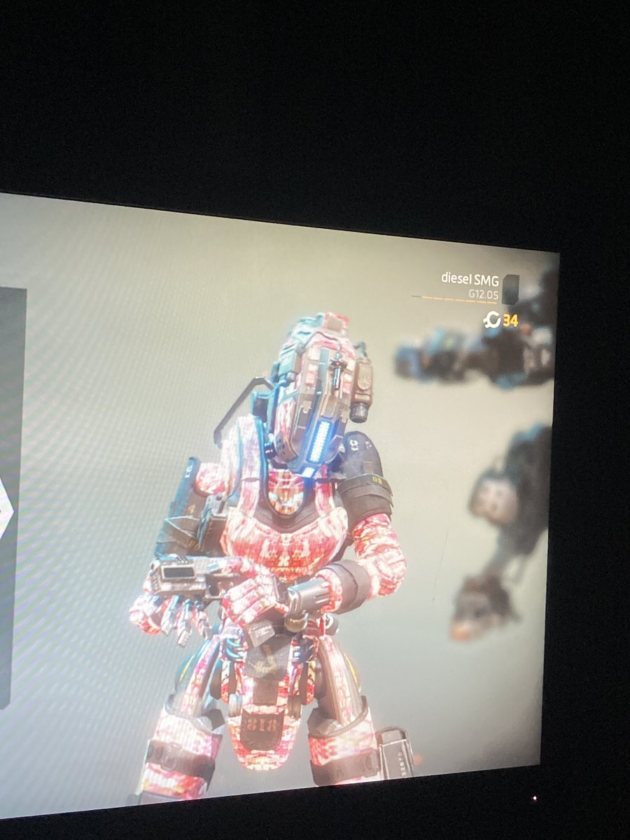 bob74387496's tweet photo. ngl pink hex pilot be lookin hot though https://t.co/vFg212dEpl