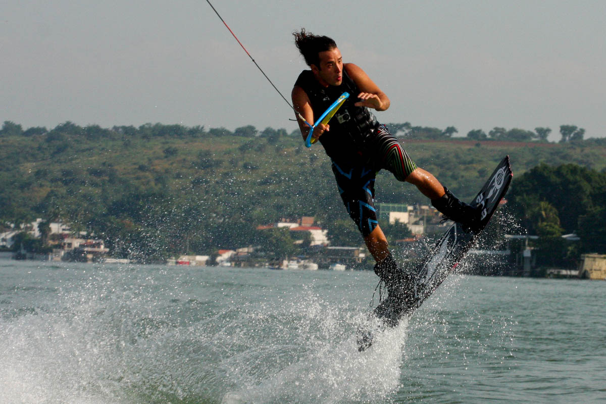 wakeboardmx's tweet photo. Clases de esquí acuático para niños🏄‍♂️

Sorprende a tus niños con una experiencia inolvidable🏄🏽‍♀️

https://t.co/O6GTNZzjSt https://t.co/0RPvfbbUPj