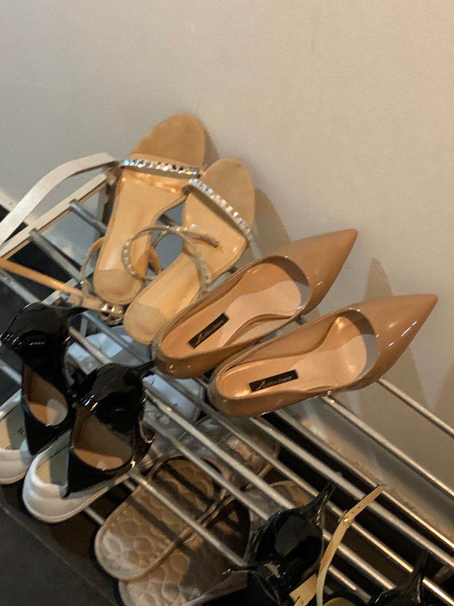 群内同好原创：极品扫楼，这裸色高跟👴🏻爱了