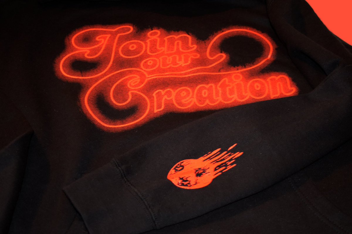 We know it’s far from hoodie season out here in Cali but we are having a sale on our “Neon Glow” hoodie Starting today till August 31st our “Neon Glow” hoodie will be 25% off 
#hoodie #sale #streetwear #hoodiestyle #hoodieseason #model #tattedgirls #clothingbrand #joinourcreation