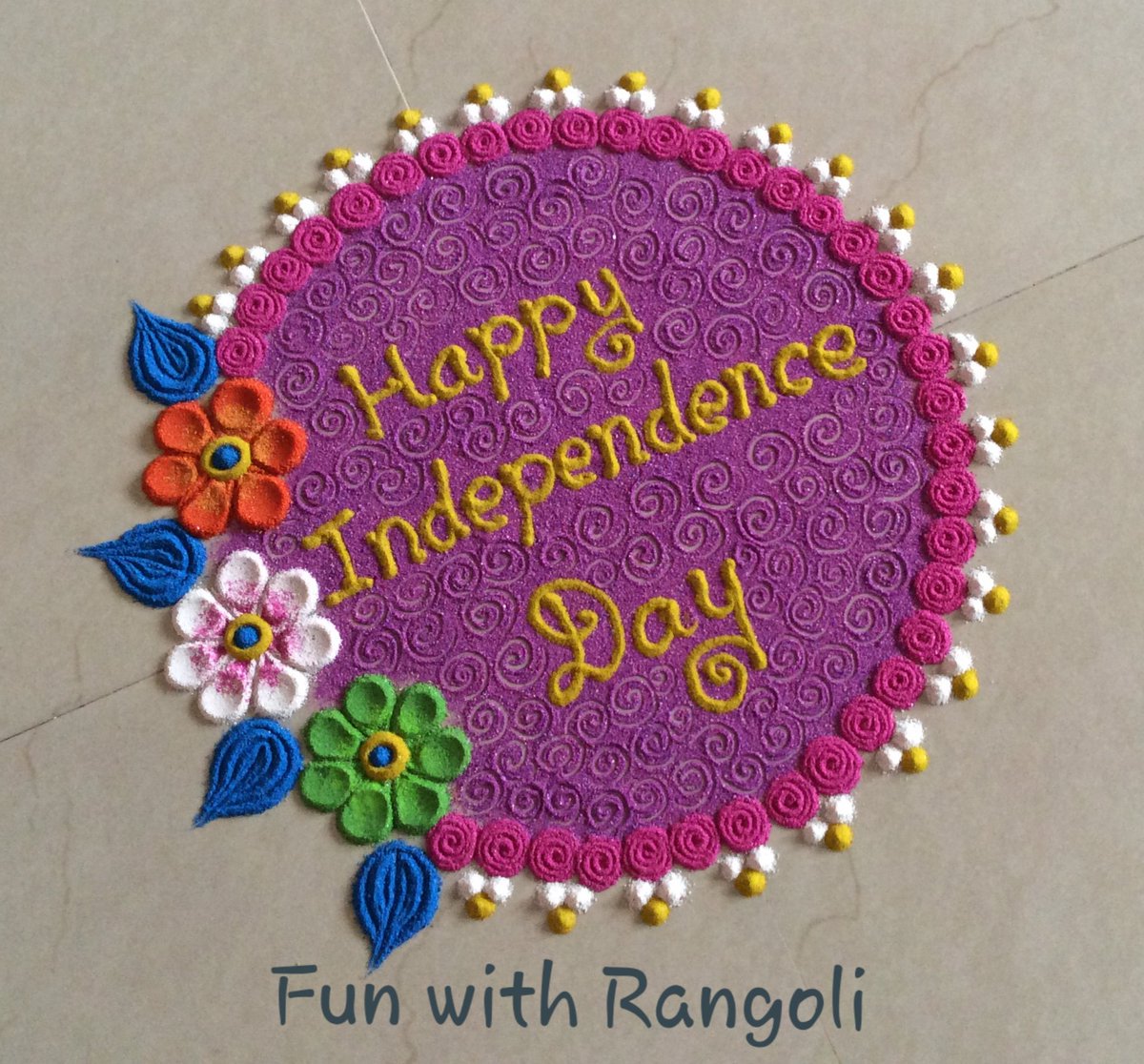 funwithrangoli's tweet photo. #happyindependenceday2020  #easy #rangoli 🇮🇳
Pls watch 

https://t.co/xQ9EYVaXbf

#IndependenceDayIndia #India #IndependenceDay #August15th #August #happyindependencedayIndia #indianflag #IndependenceDayIndia2020 #festivals #latest #IndependenceDaySpecial #wishes #Tricolour #fun https://t.co/hHbqLUJRcW