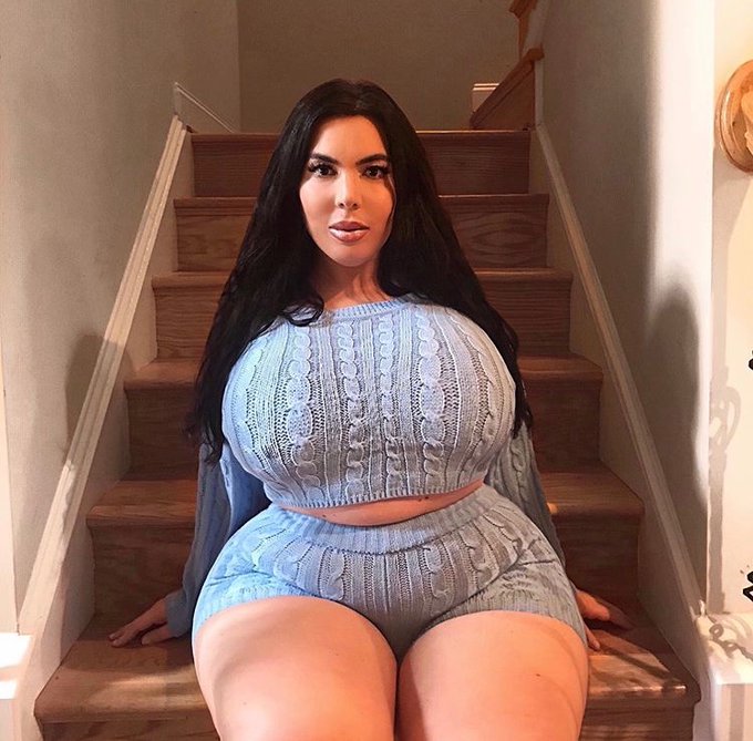 I&rsquo;m cuddly  🧸 https://t.co/6TDct8RYGq