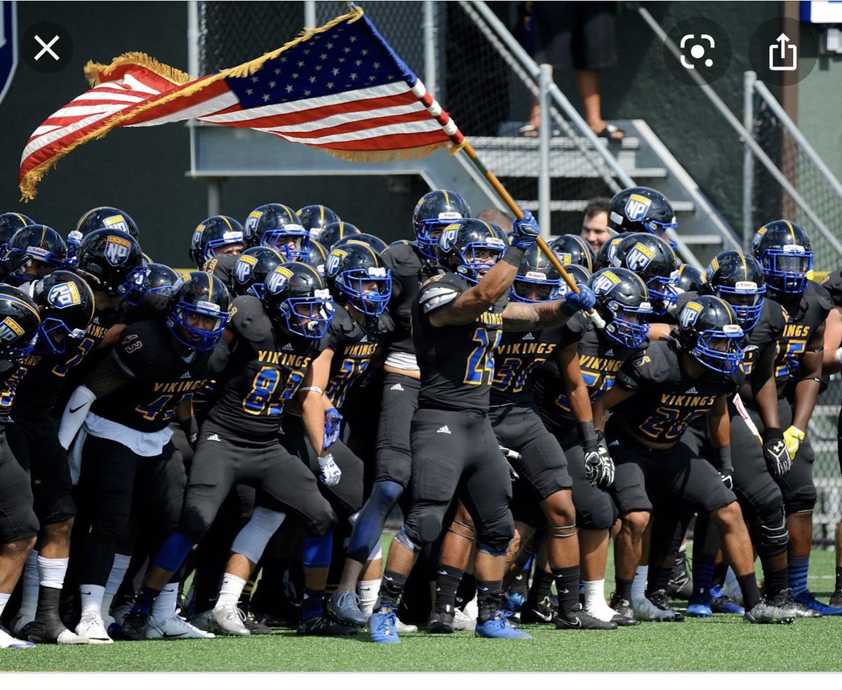 Bless to receive my second offer from <a href="/NorthParkFootb2/">NorthParkFootball</a> 🖤. Thanks to <a href="/CoachMurd40/">Chase Murdock</a> . <a href="/BearcatNationFB/">BearcatNation_FB</a> #LLM5️⃣