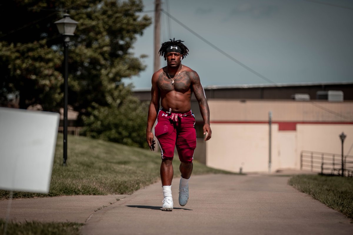 tobias_harris__'s tweet photo. I'm the diamond in the dirt, that ain't been found💎 

@WTAMUFootball | #RollDamnBuffs https://t.co/CW4GYyjxrT