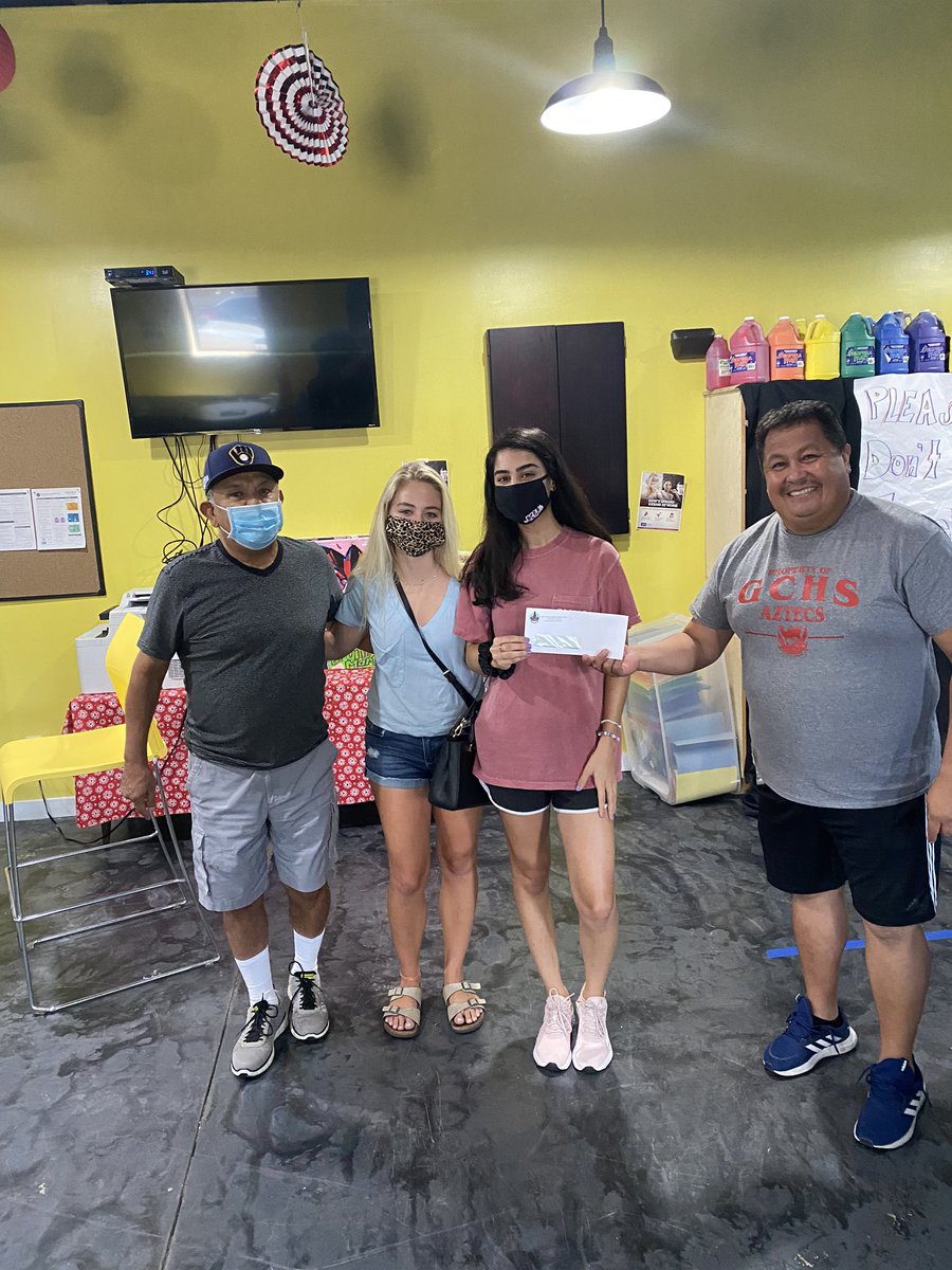 Today, Sophie and Saha represented <a href="/BVSW_SNHS/">BVSW SNHS</a> and helped deliver a donation of $2000 to the Guadalupe Center. So proud of this group and the money they were able to raise to help the KC community. The money will go towards The GC’s youth recreation department.  #orgulloso