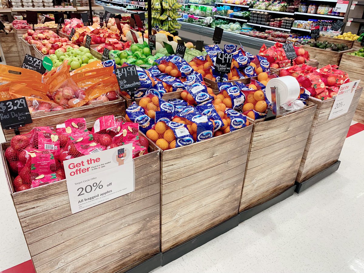 meganmshaver's tweet photo. Shouting VALUE and driving food sales for a big Back to School weekend at #T2803 ππΌπππ@operaghost1333 @rmunny0128 @johnp_sheehan @lyssy_michael https://t.co/yPOnLox83j
