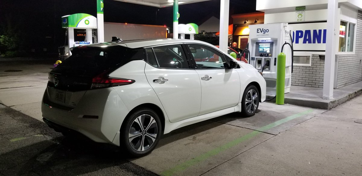 JonWonger's tweet photo. Filling up the @Nissan Leaf. Have some time for a donut or two while I wait. @roadshow https://t.co/qxOcjIQMBk