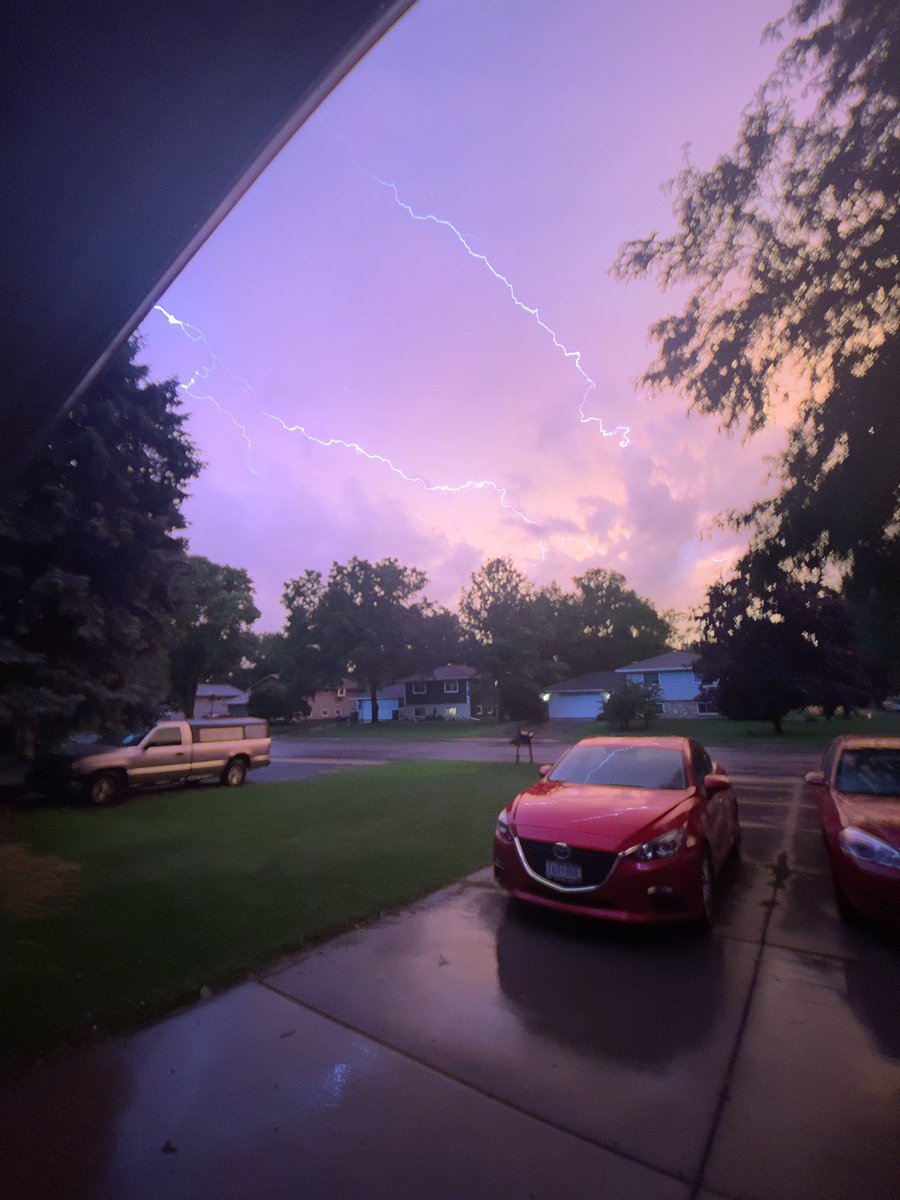 Diehlme's tweet photo. #mnwx @wcco https://t.co/CwgdxsDRpu