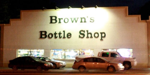 NWHOF's tweet photo. Congratulations to @BrownsBottle on winning the gold and being chosen as the #1 Liquor Store by readers of the @StwNewsPress in its 2020 Best of Stillwater contest.

Brown’s is a longtime supporter of the Hall of Fame and its annual Honors Weekend. https://t.co/fjBJg7cyCF