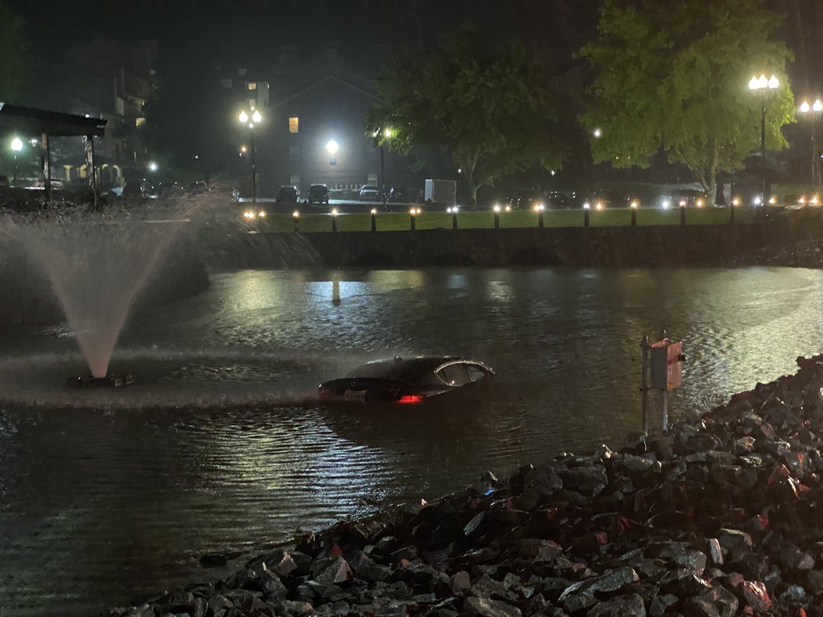 A car is submerged tonight in #Bellevue We'll show you the exclusive video at 10 o'clock on #News4Tonight