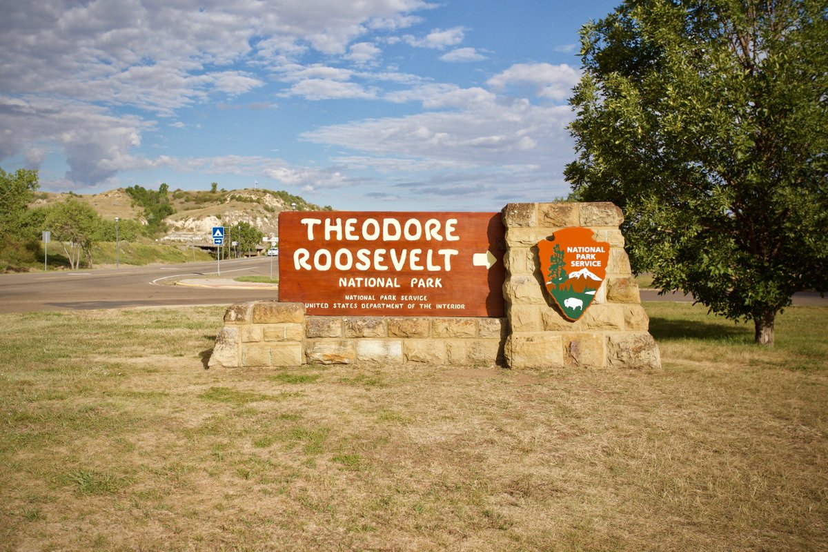 I forgot to mention - I'm a photographer and love taking photos of our National Parks.  @TRooseveltNPS was my first stop ON THE EXACT DATE OF THE  @NatlParkService CENTENNIAL! I was ecstatic! It was a beautiful first night camping under the stars.  https://kmagnuson.com/blog/theodore-roosevelt-national-park-summer-2016