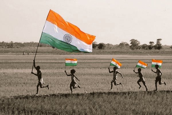 ShelarBhagirath's tweet photo. 🇮🇳🇮🇳🇮🇳🇮🇳🇮🇳🇮🇳🇮🇳🇮🇳🇮🇳
सारे जहां से अच्छा हिंदोस्ता हमारा...
Happy 74th Independence Day
#IndependenceDayIndia #स्वतंत्रतादिवस #15August #HappyIndependenceDay #JaiHind #Bakeshala #DeSkanus https://t.co/tISrdxEyFy