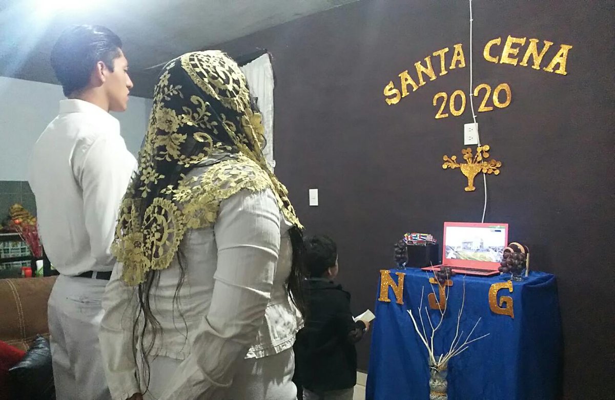 LLDM_SCLC's tweet photo. #SantaCena2020 #ElAmorNosUne 

Iglesia La Luz Del Mundo En San Cristóbal de Las Casas, Chiapas. https://t.co/VXTEhviynz