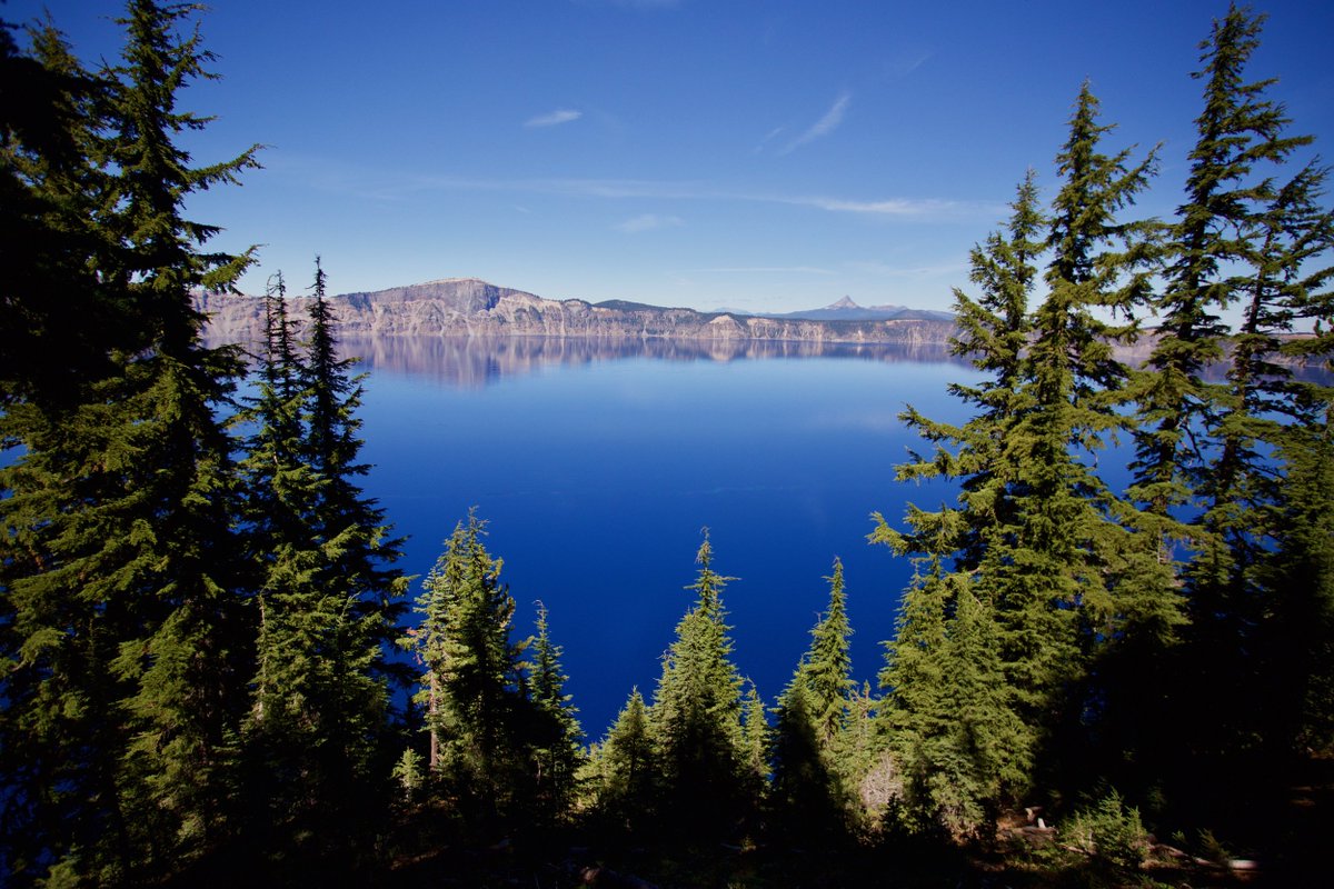 All my plans (camping sites, getting Jordan to SFO to fly home) were on a tight schedule but I had to wait until the day after Labor Day to get a rental car. We took advantage of the change of plans to visit  @CraterLakeNPS with my cousins!  https://kmagnuson.com/blog/crater-lake-national-park-fall-2016